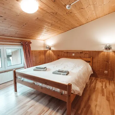 Le Loup Gris - 35 Pers - Vue-wellness, Butgenbach-malmedy Butgenbach