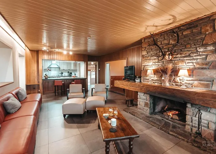 Le Loup Gris - 35 Pers - Vue-wellness, Butgenbach-malmedy Butgenbach